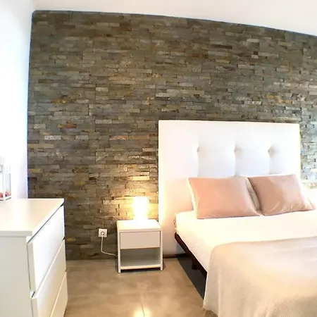 Edifico Ouramar T2 *