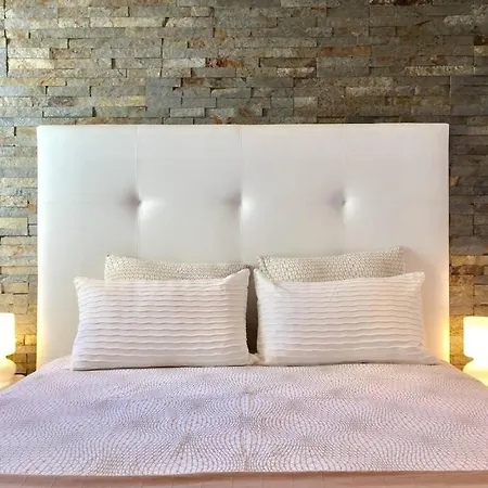 Edifico Ouramar T2 Apartment *