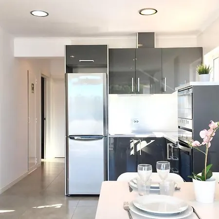 Edifico Ouramar T2 Apartamento
