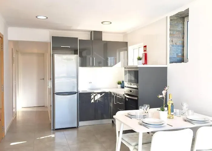 Edifico Ouramar T2 * Albufeira